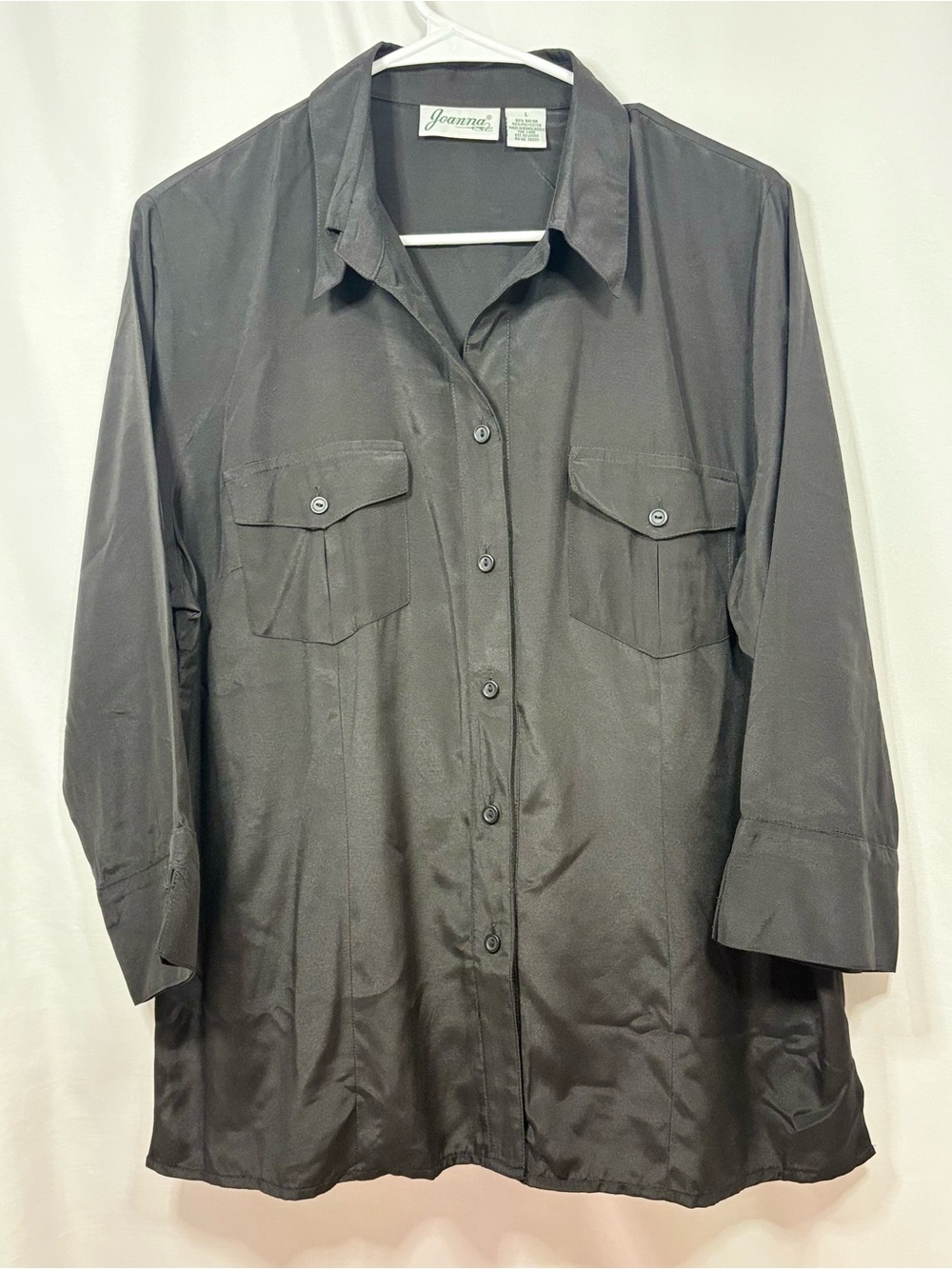 Vintage Joanna Women’s Black Button-Up Collared Shirt with Pockets Size Large